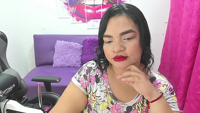 Snapshot of Cloe_35 chatting on 19, 3, 2025 Cloe 35 online show from 19, 3, 2025