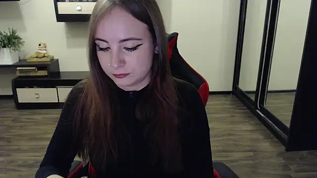 Laralianna online show from 12, 9, 2025