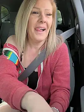 Lexi Shocker online show from 1, 3, 2025