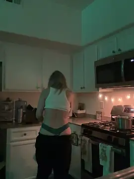 Lexi Shocker online show from 18, 3, 2025