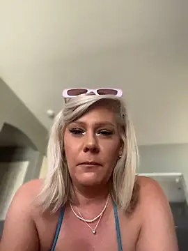 Lexi Shocker online show from 13, 6, 2026