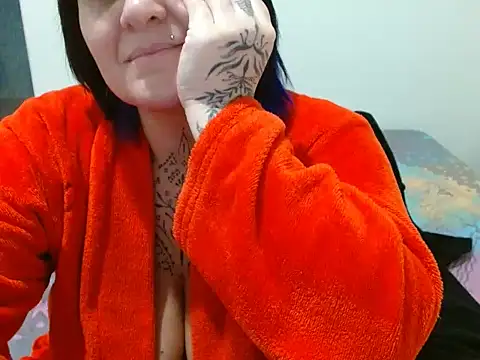 vaholiver online show from 5, 5, 2026