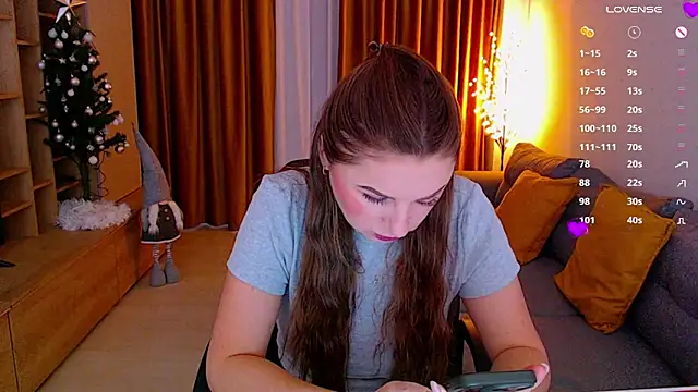  Mia Adams online show from 16, 12, 2025