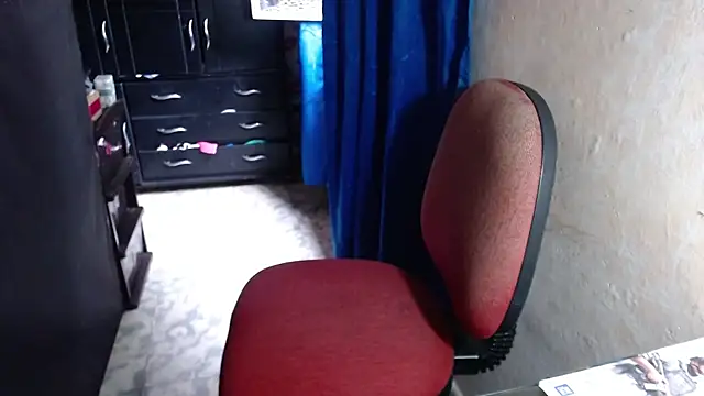 Barbiegomez online show from 8, 10, 2025