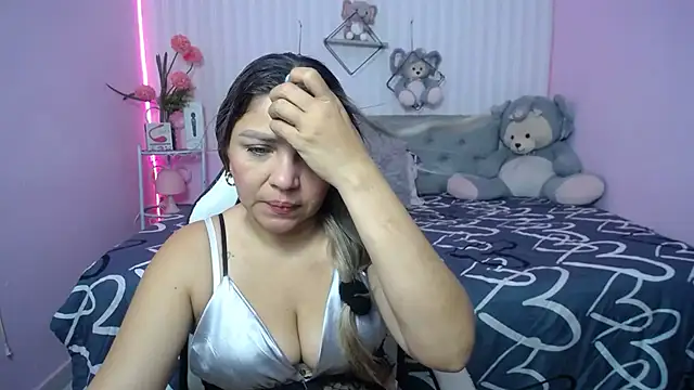 Snapshot of cum_bigass chatting on 3, 3, 2026 cum bigass online show from 3, 3, 2026