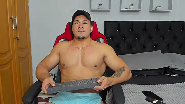 tyler hank01 online show from 8, 6, 2026