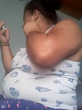 Snapshot of Monseratte21 chatting on 13, 12, 2024 Monseratte21 online show from 13, 12, 2024