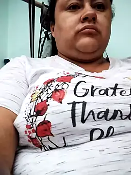 Snapshot of Monseratte21 chatting on 4, 2, 2025 Monseratte21 online show from 4, 2, 2025