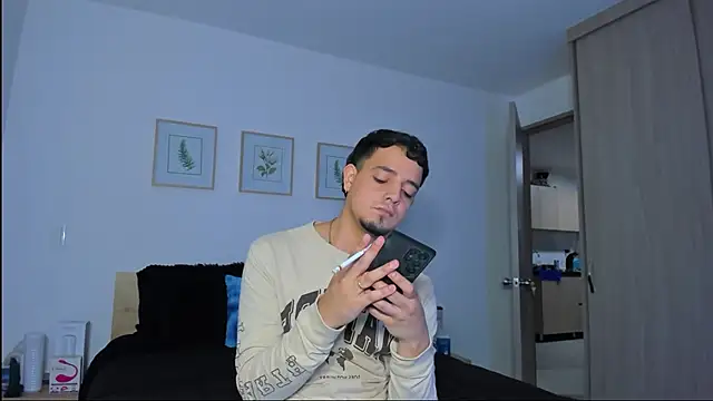 alejandro calderon1 online show from 16, 12, 2025