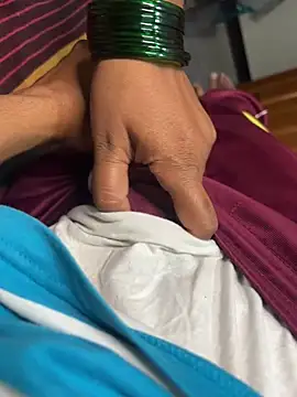 Snapshot of indian_girls_show chatting on 2, 2, 2025 indian girls show online show from 2, 2, 2025