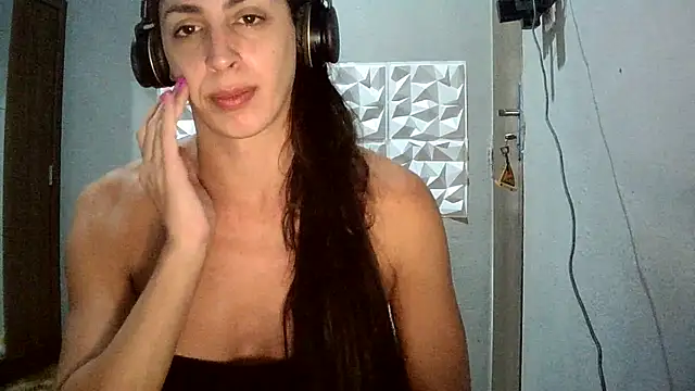Snapshot of AlexiaDuucan chatting on 28, 5, 2026 AlexiaDuucan online show from 28, 5, 2026