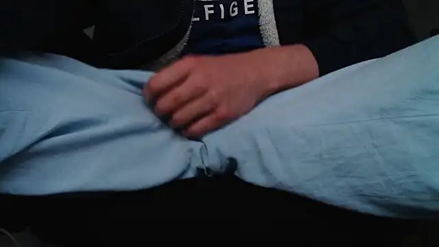 Snapshot of herver67 chatting on 2, 11, 2025 herver67 online show from 2, 11, 2025