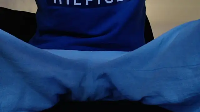 Snapshot of herver67 chatting on 5, 11, 2025 herver67 online show from 5, 11, 2025