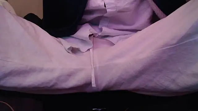 Snapshot of herver67 chatting on 1, 12, 2025 herver67 online show from 1, 12, 2025