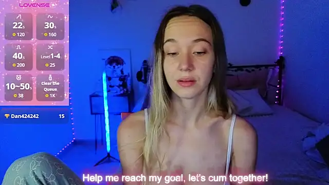 Snapshot of SexyCocobutt chatting on 4, 10, 2025 SexyCocobutt online show from 4, 10, 2025