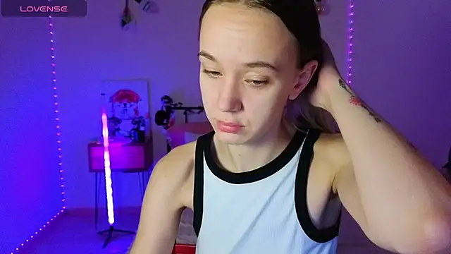 Snapshot of SexyCocobutt chatting on 17, 10, 2025 SexyCocobutt online show from 17, 10, 2025