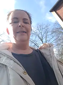 Snapshot of saharaheiss chatting on 26, 2, 2025 saharaheiss online show from 26, 2, 2025