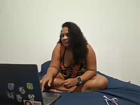 Snapshot of LaryBombom chatting on 28, 9, 2025 LaryBombom online show from 28, 9, 2025