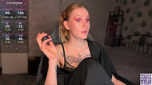 Snapshot of Chanel_Gill chatting on 31, 10, 2025 Chanel Gill online show from 31, 10, 2025