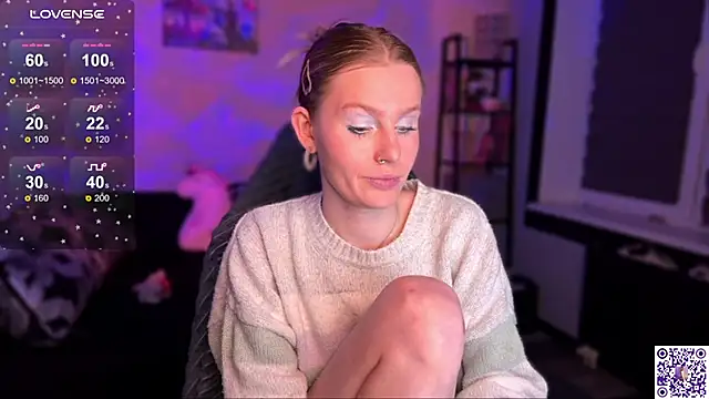 Chanel Gill online show from 13, 11, 2025