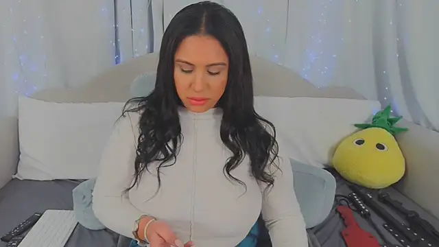 Snapshot of MeghanXO chatting on 15, 3, 2026 MeghanXO online show from 15, 3, 2026