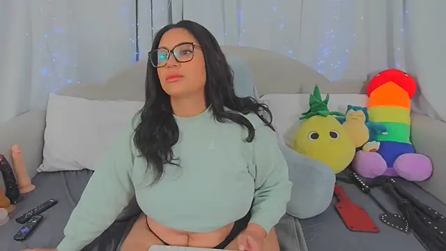 Snapshot of MeghanXO chatting on 25, 3, 2026 MeghanXO online show from 25, 3, 2026