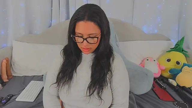 MeghanXO online show from 20, 5, 2026