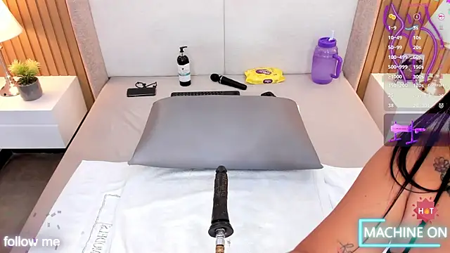 bounce katty online show from 9, 10, 2025