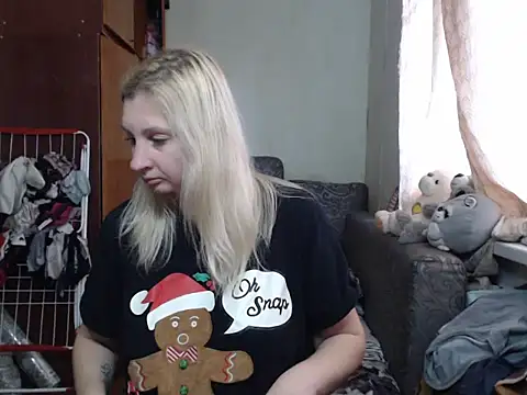 BustyBlond online show from 2, 1, 2025