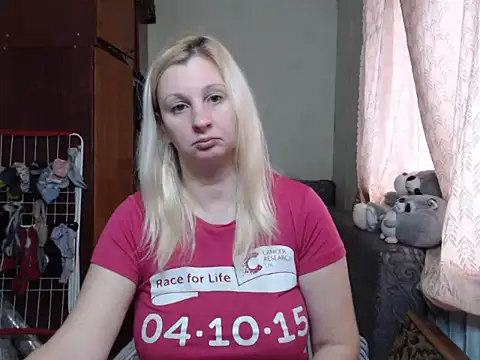 BustyBlond online show from 13, 1, 2025