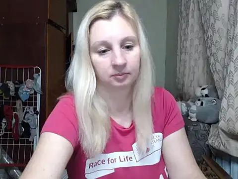 BustyBlond online show from 13, 1, 2025