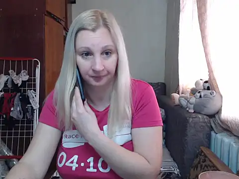 BustyBlond online show from 19, 1, 2025