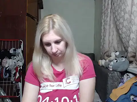 BustyBlond online show from 23, 1, 2025