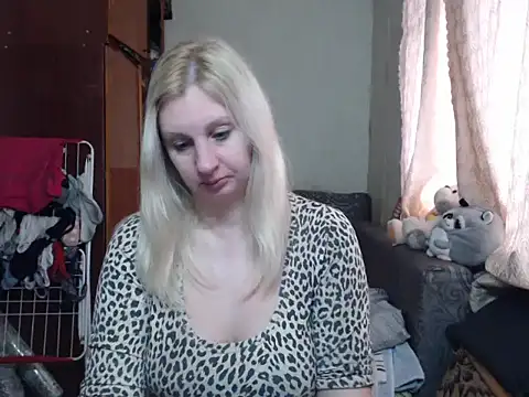 BustyBlond online show from 29, 1, 2025