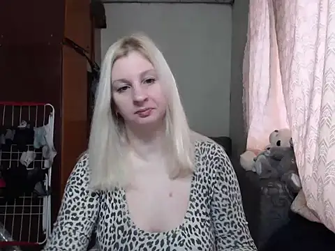 BustyBlond online show from 6, 2, 2025