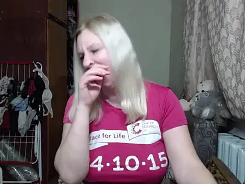 BustyBlond online show from 5, 3, 2025