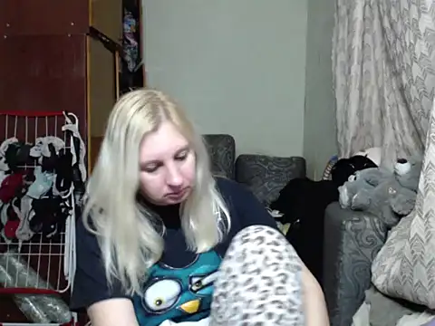 BustyBlond online show from 11, 3, 2025