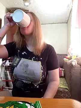 BustyBlond online show from 9, 5, 2026