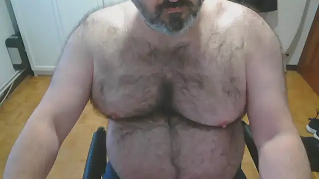 mikeyhotbear online show from 24, 11, 2025