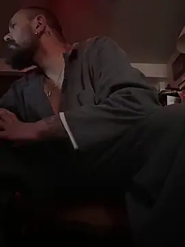 Snapshot of htk1975 chatting on 5, 2, 2026 htk1975 online show from 5, 2, 2026