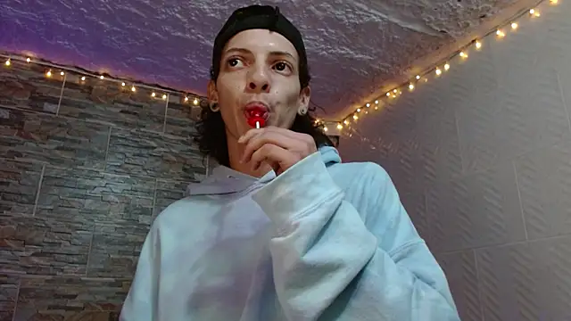 Snapshot of omar_alurba chatting on 20, 9, 2025 omar alurba online show from 20, 9, 2025