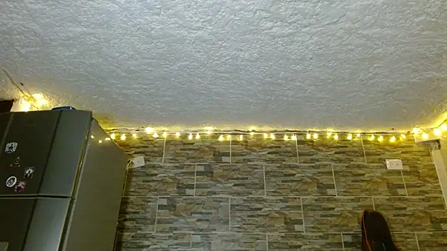 Snapshot of omar_alurba chatting on 20, 9, 2025 omar alurba online show from 20, 9, 2025