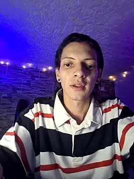 Snapshot of omar_alurba chatting on 25, 10, 2025 omar alurba online show from 25, 10, 2025