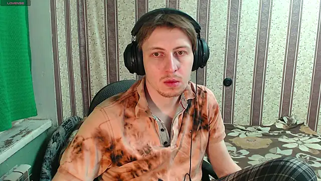 darienlarge online show from 25, 11, 2025