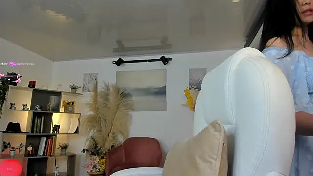 Snapshot of Alexandra_ra chatting on 7, 12, 2024 Alexandra ra online show from 7, 12, 2024