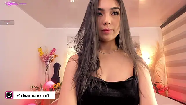 Snapshot of Alexandra_ra chatting on 6, 2, 2025 Alexandra ra online show from 6, 2, 2025