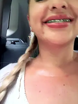 Snapshot of sammyqueenx21 chatting on 20, 3, 2025 sammyqueenx21 online show from 20, 3, 2025