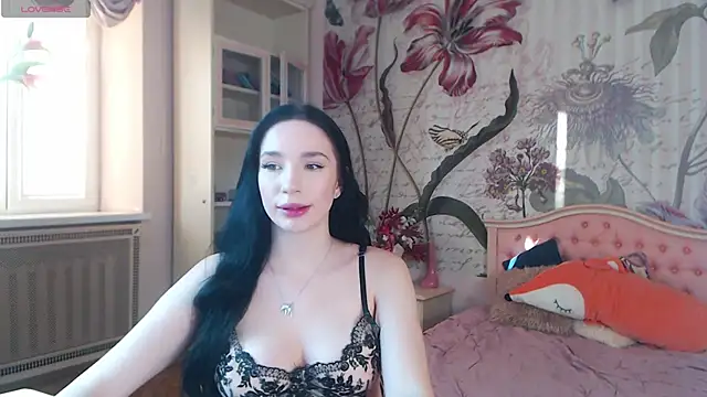 AliciaBow online show from 24, 2, 2025