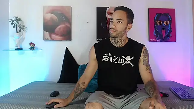 SophieFoxx17 online show from 2, 12, 2025