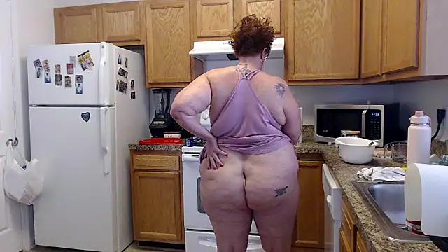 plusizebigbooty online show from 9, 3, 2025